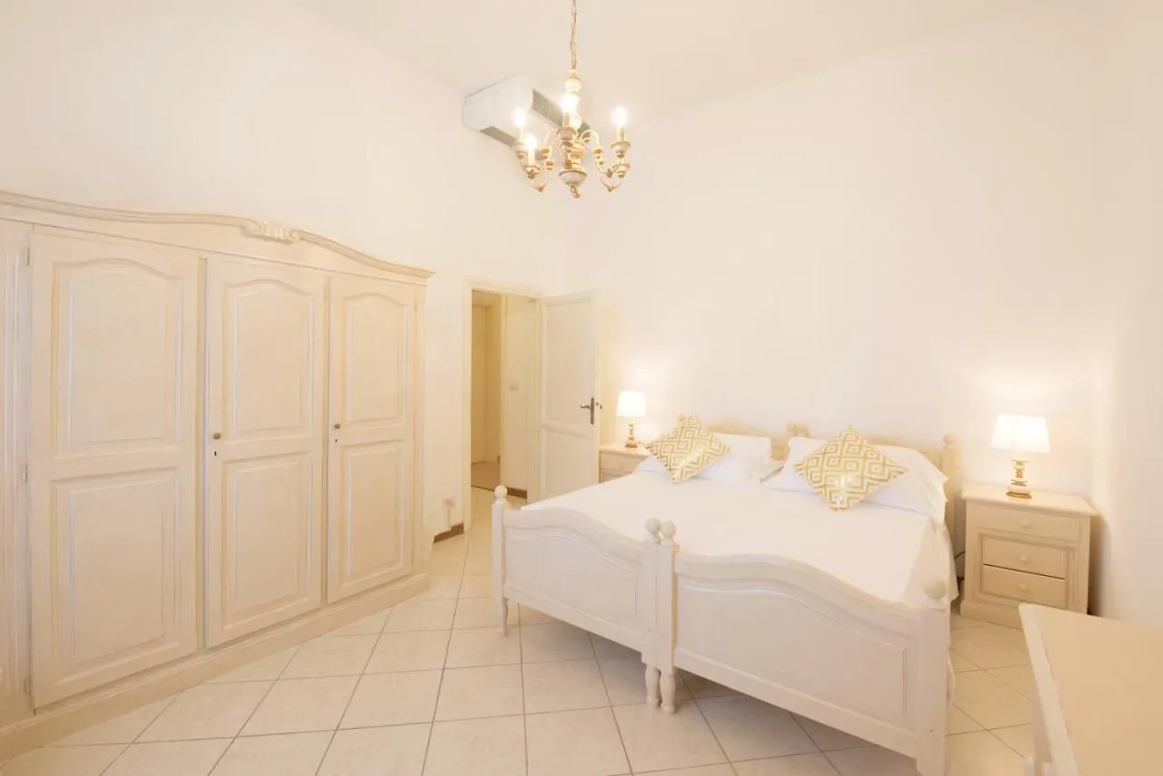 Hotel La Pineta Al Mare Forte dei Marmi 3*,